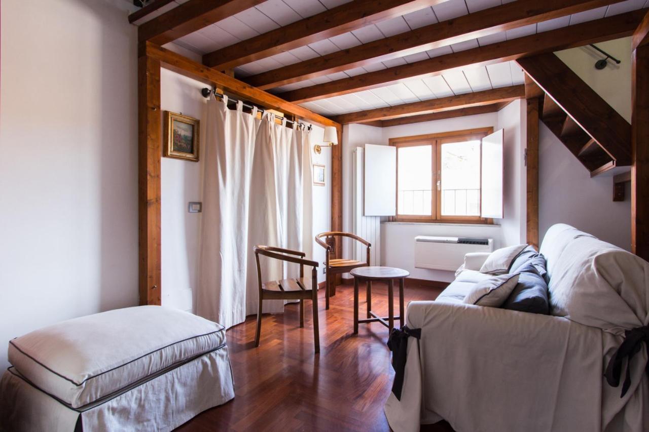 Altieri Loft Pantheon Apartment Rome Bagian luar foto